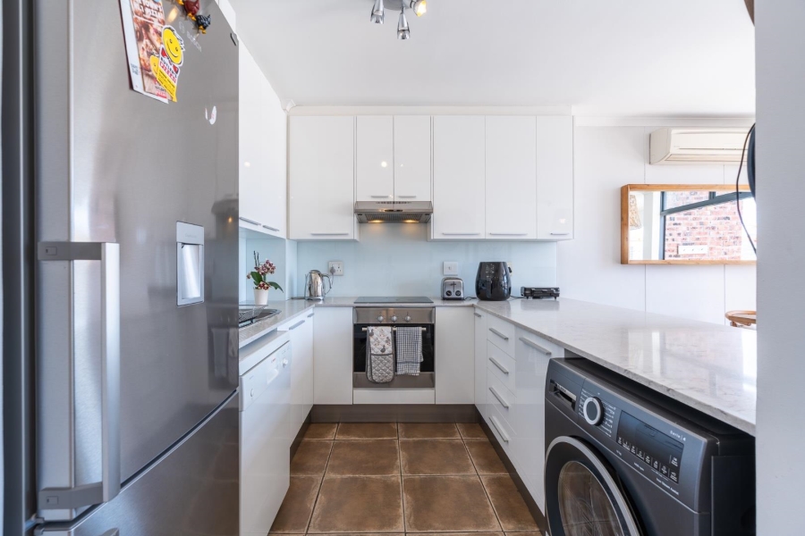 2 Bedroom Property for Sale in Gardens Western Cape